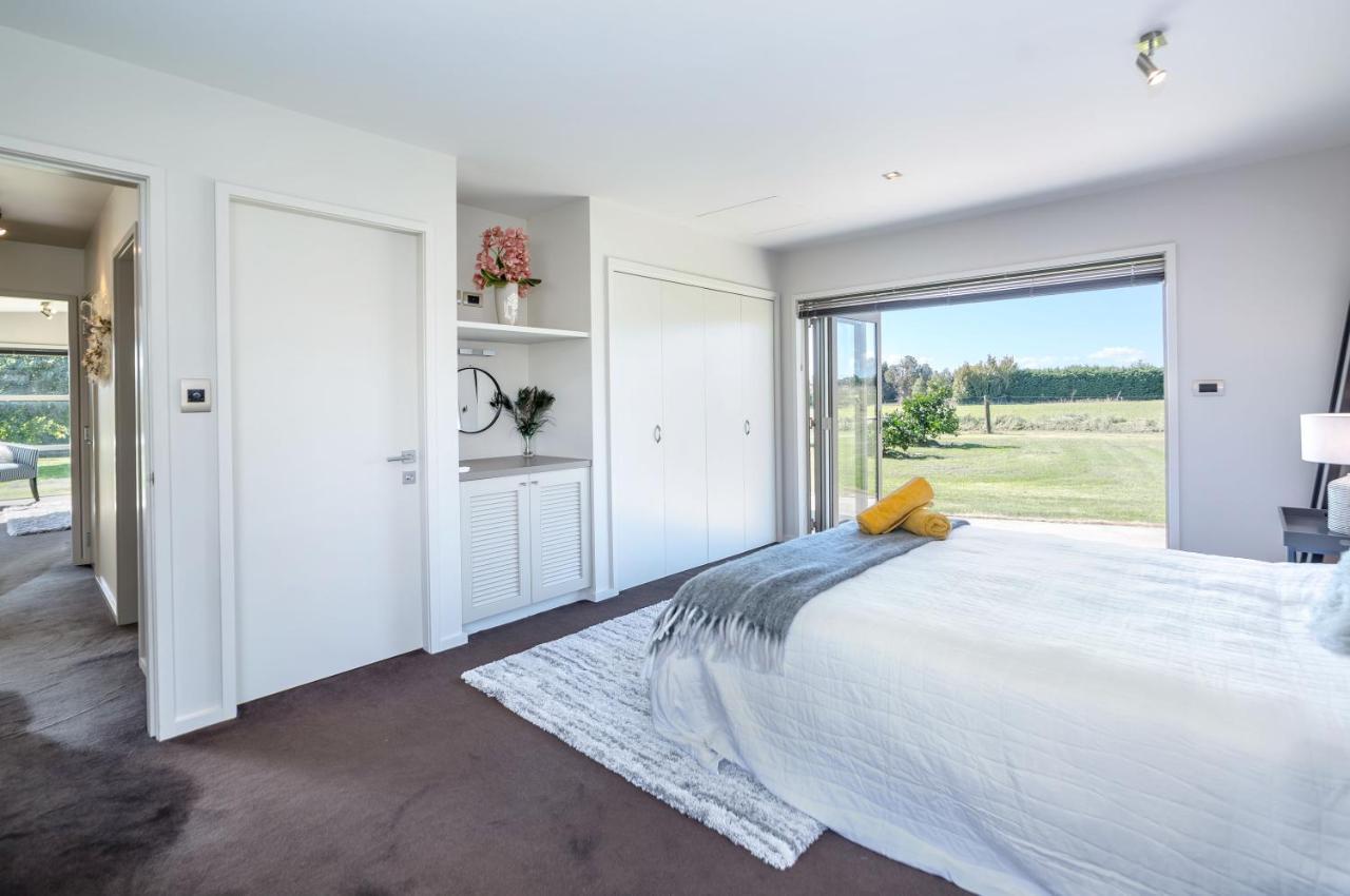 Paradise On Campbell Martinborough Luaran gambar