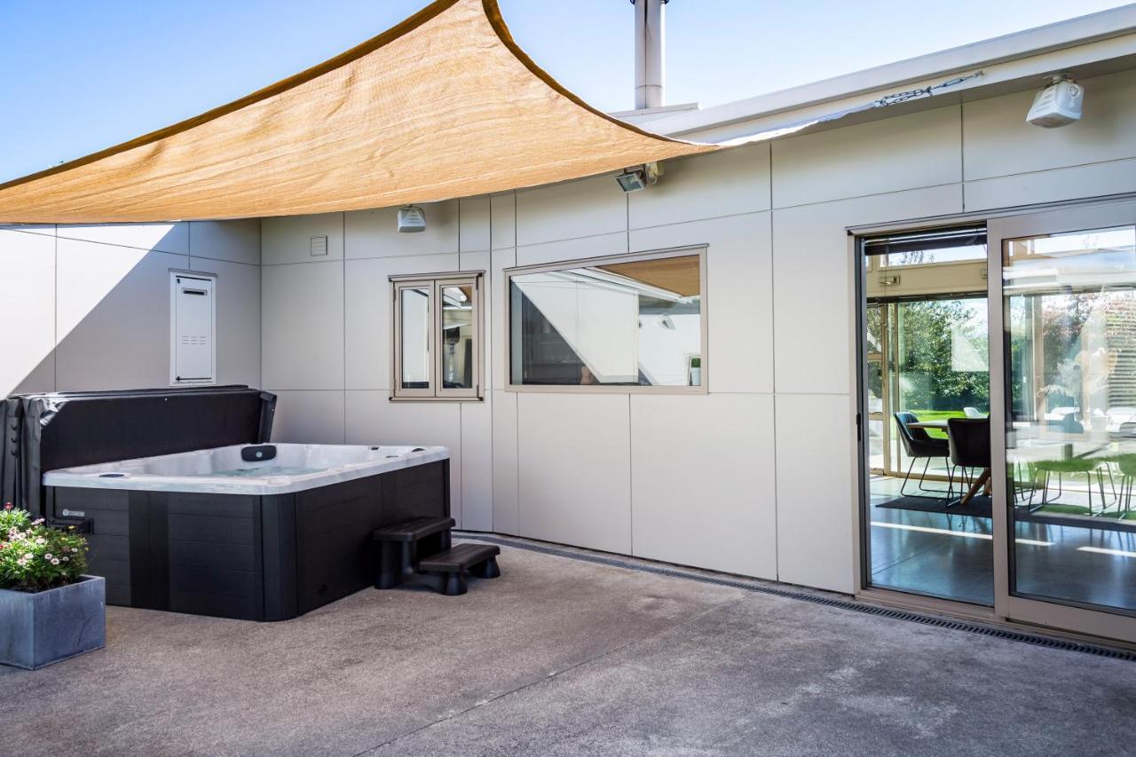 Paradise On Campbell Martinborough Luaran gambar