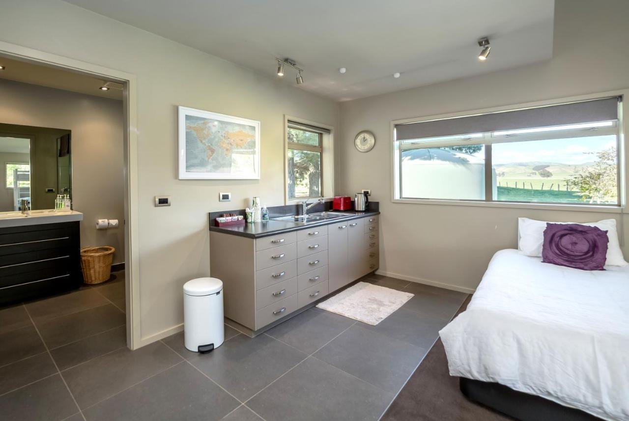 Paradise On Campbell Martinborough Luaran gambar